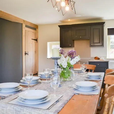 Holiday home Willow Cayton